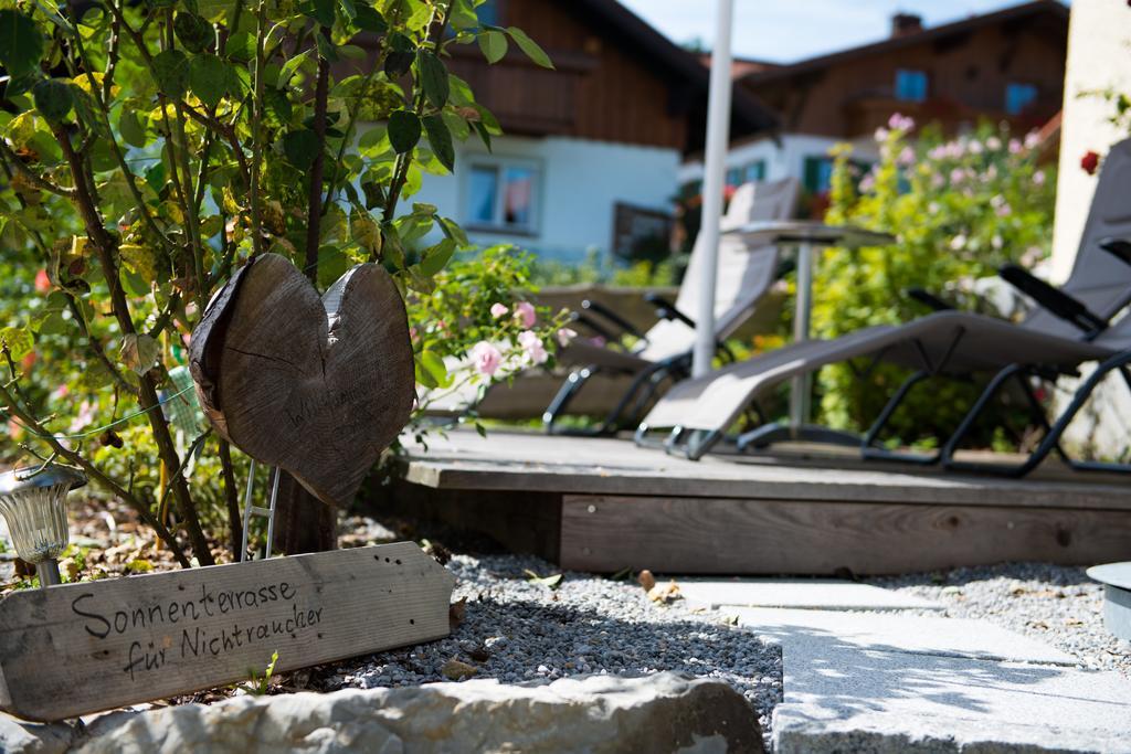 Hotel Gasthof Rose Oy-Mittelberg Exterior foto